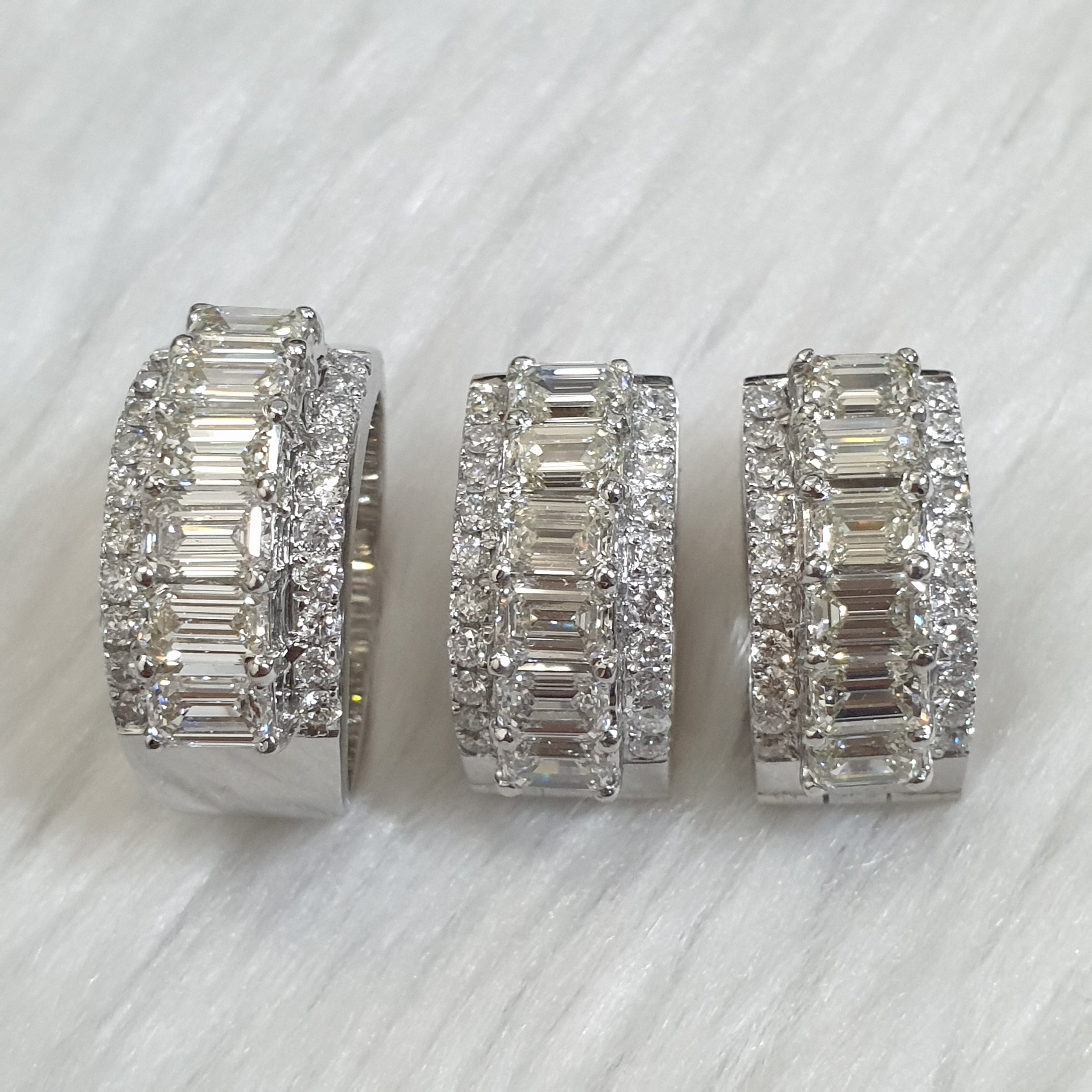Creole Emerald Terno – 14K White Gold