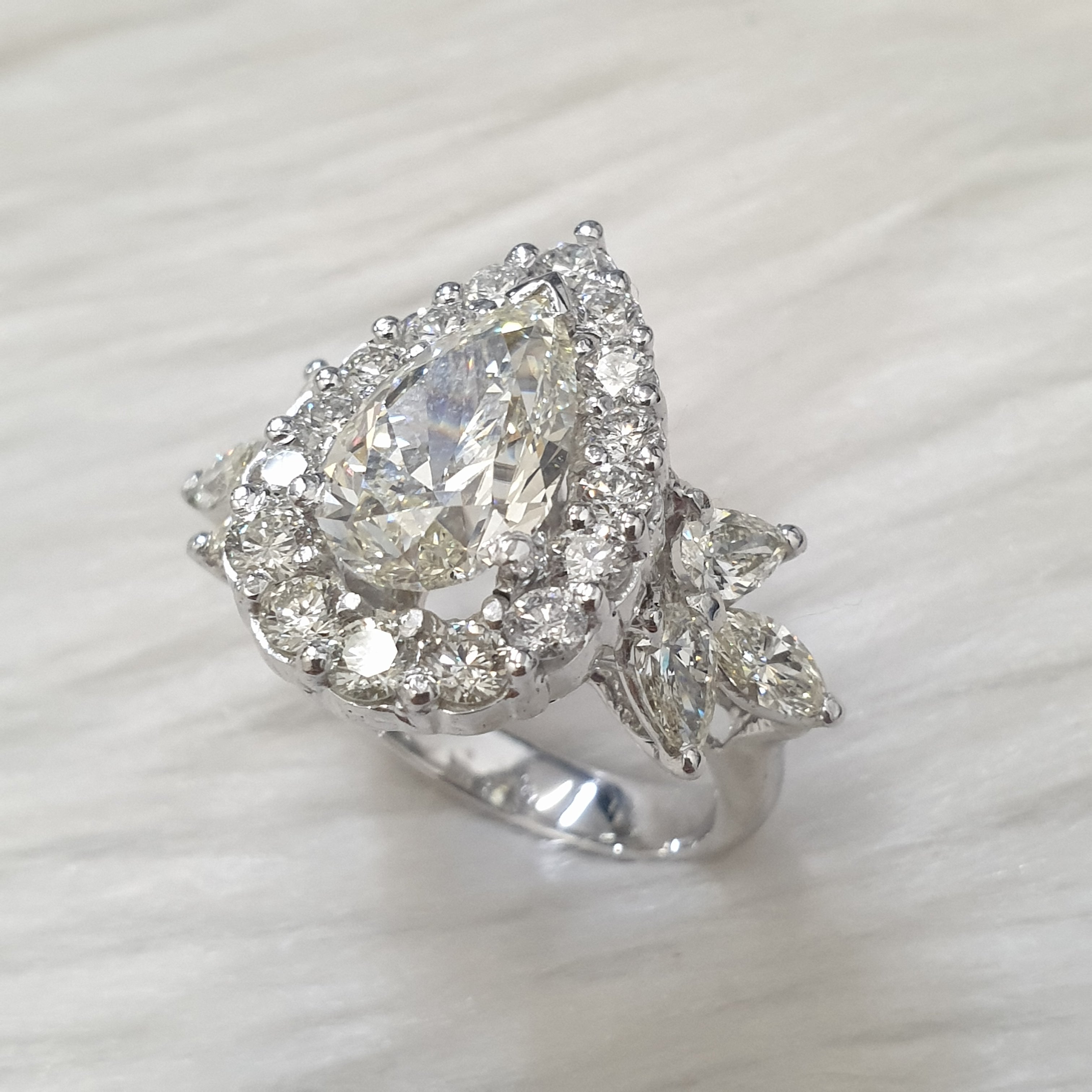 Ring - 14K White Gold