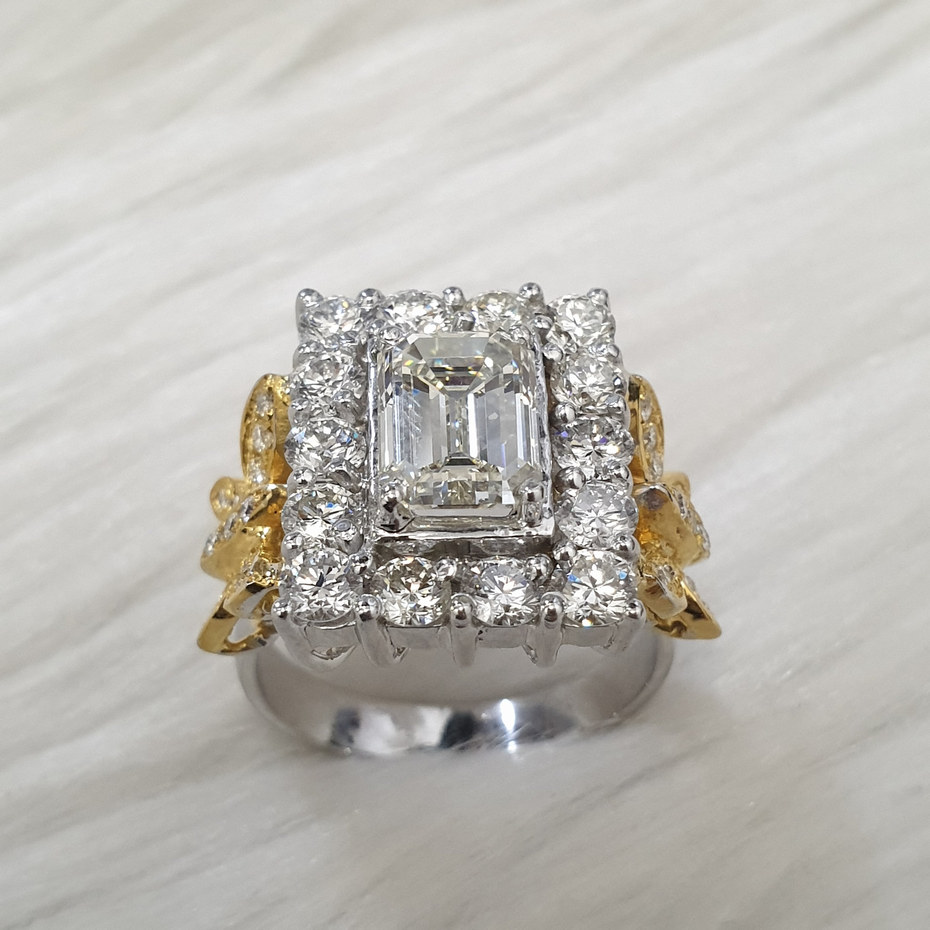 Ring - 14K White / Yellow Gold