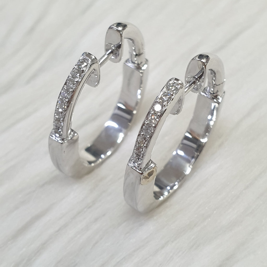 Pair Earring - 18K White Gold