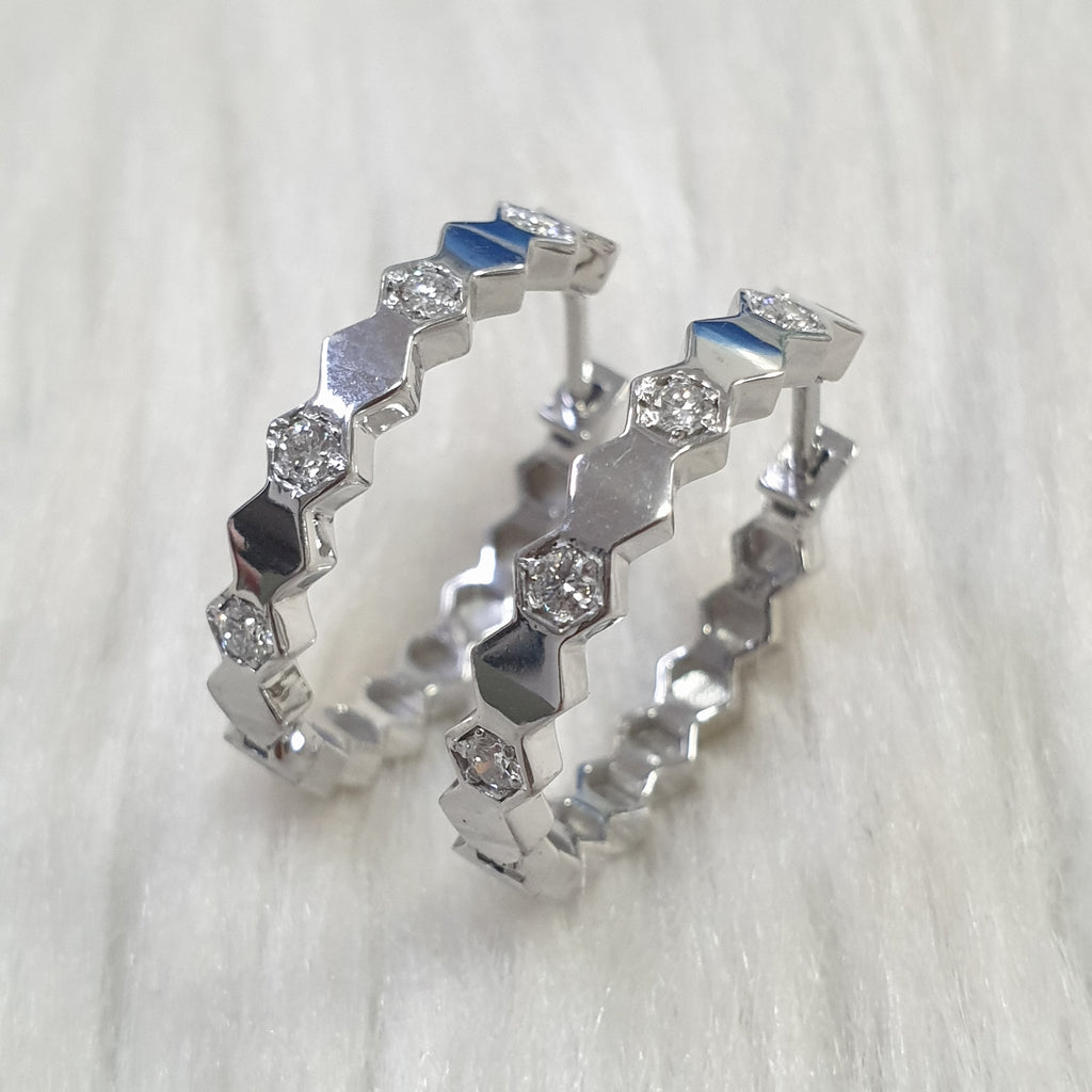 Hoop Earring - 18K White Gold