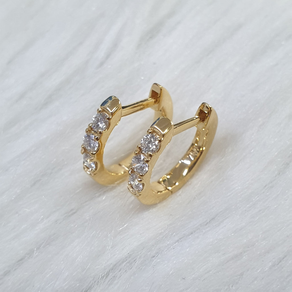 Diamond Hoop Earring - 18K Yellow Gold