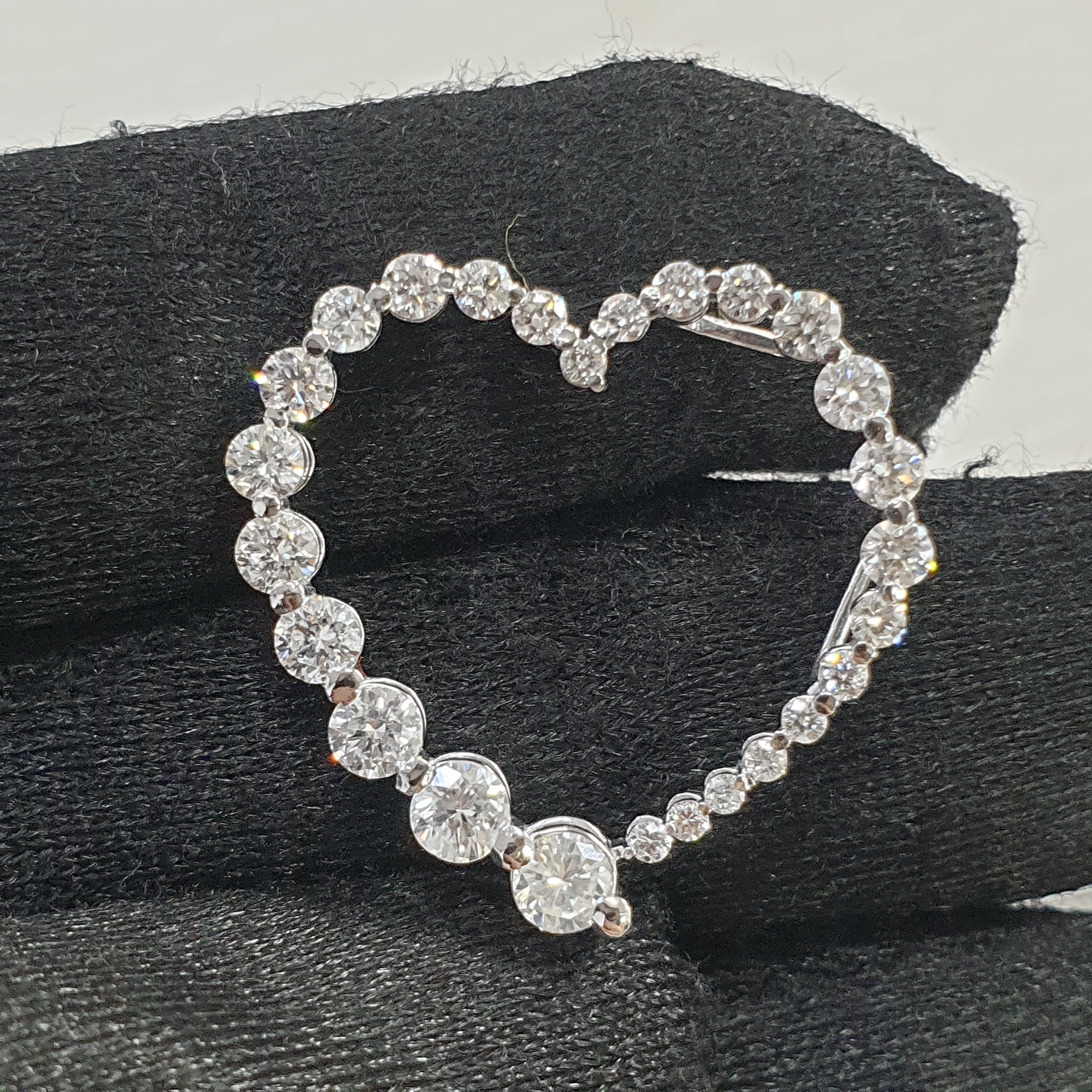 Heart Pendant - 18K White Gold