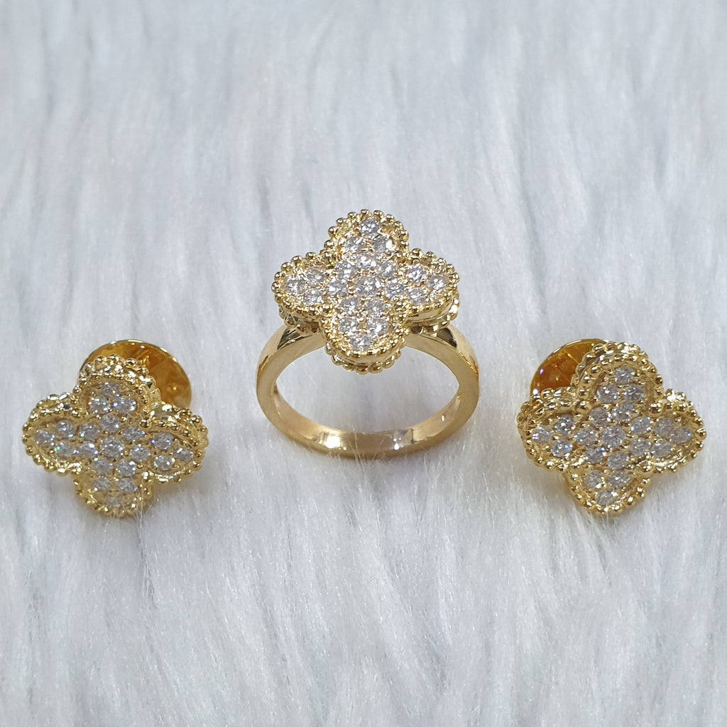 Clover-Shaped Diamond Ring and Earring Set – 18K Yellow Gold (SOLD - INQUIRE FOR MADE TO ORDER)