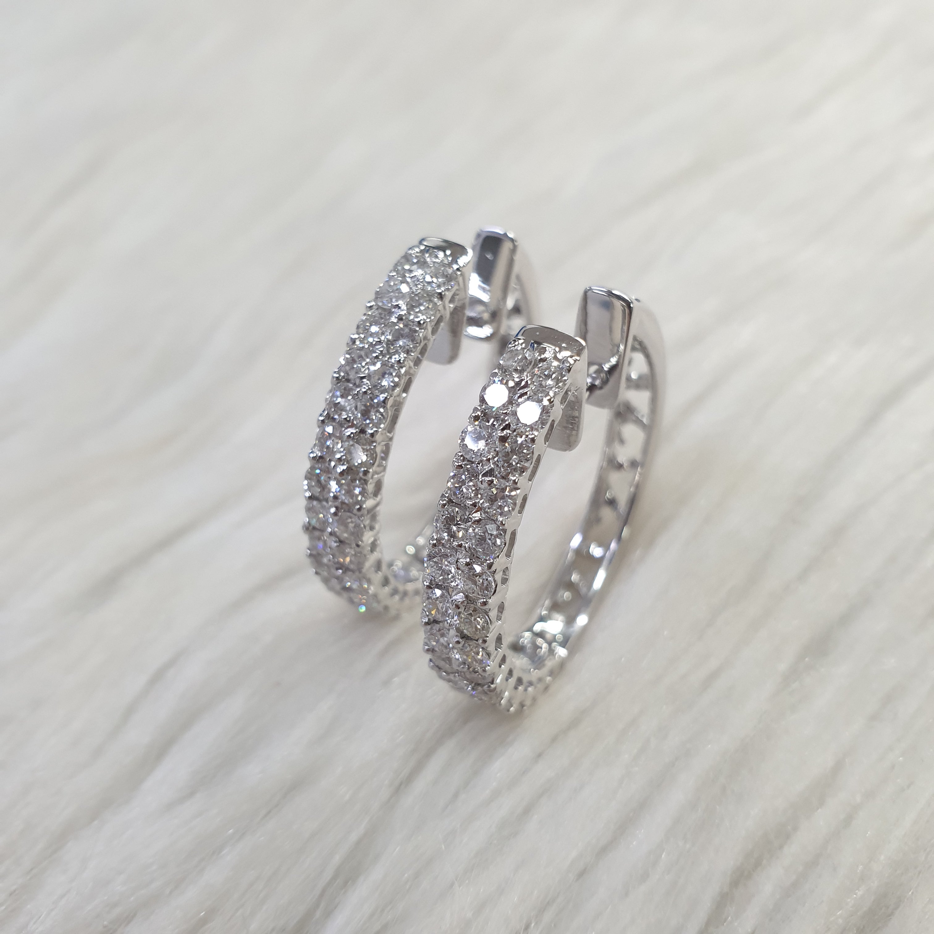 Diamond Hoop Earring - 14K White Gold
