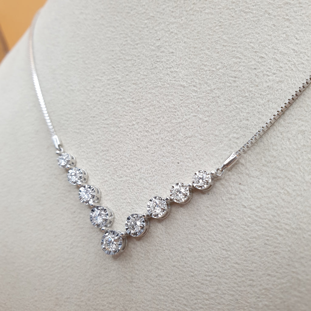 V NECKLACE - 18K White Gold