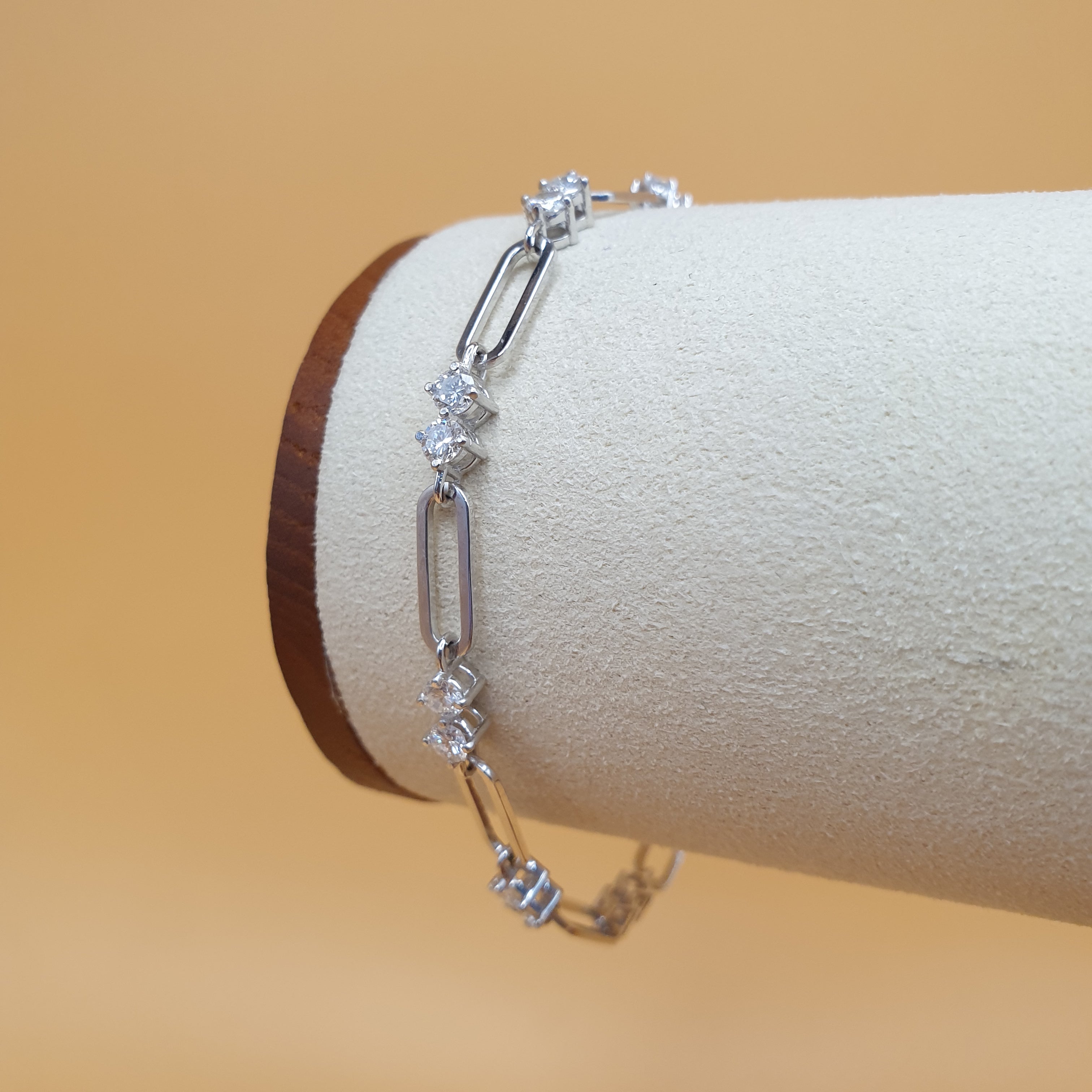 Bracelet - 18K White Gold