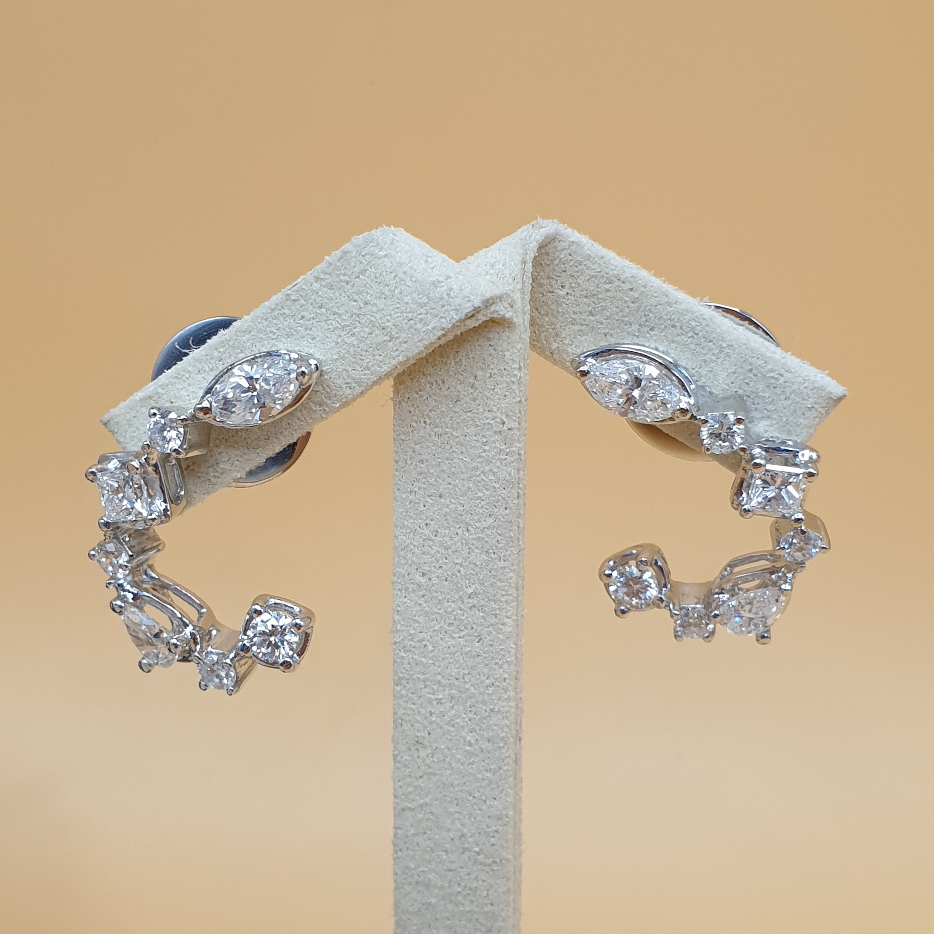 Fancy Diamond Terno Set – 14K White Gold