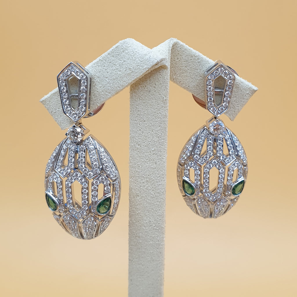 Serpentine Earrings – 18K White Gold