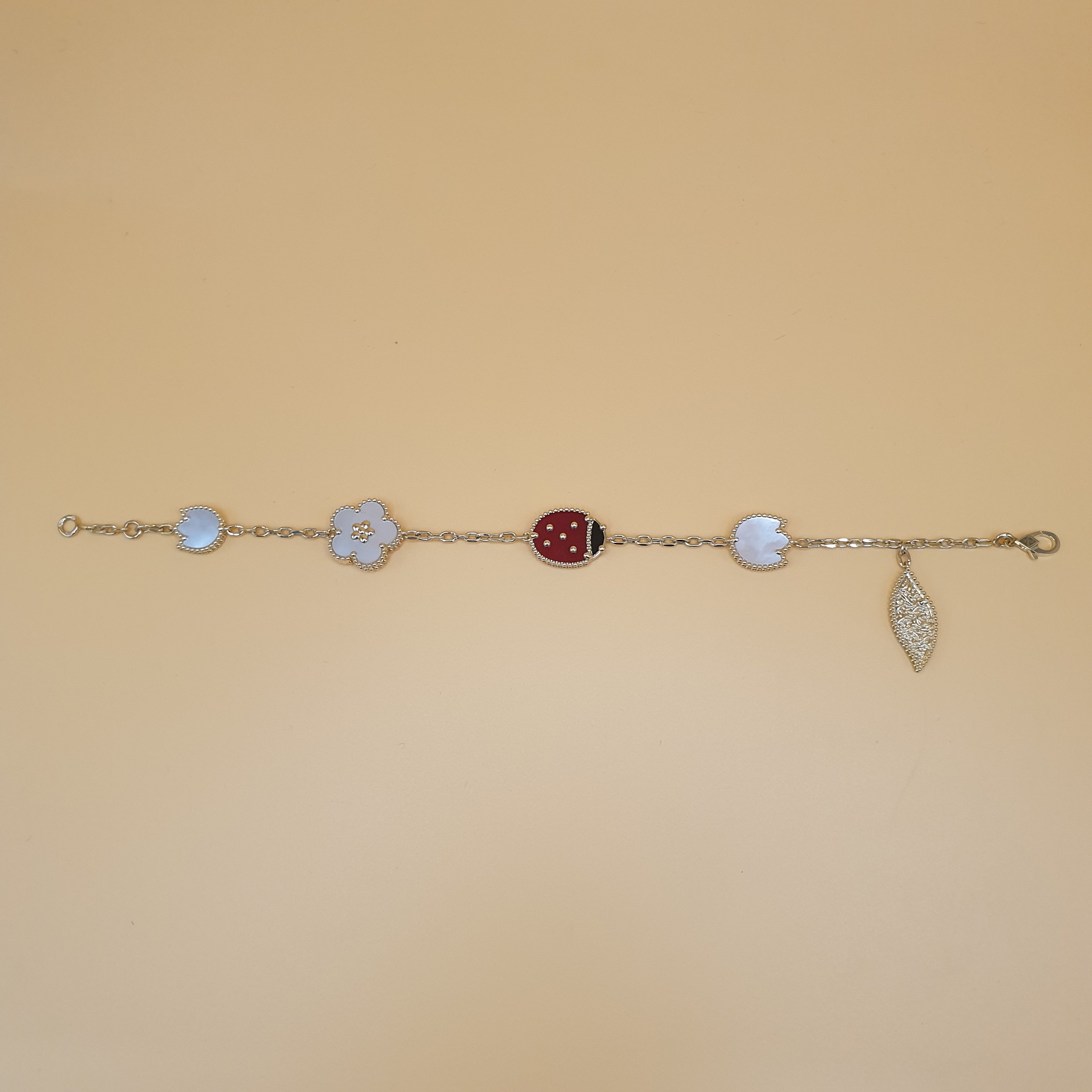 Ladybug and Flower bracelet - 18K Yellow Gold