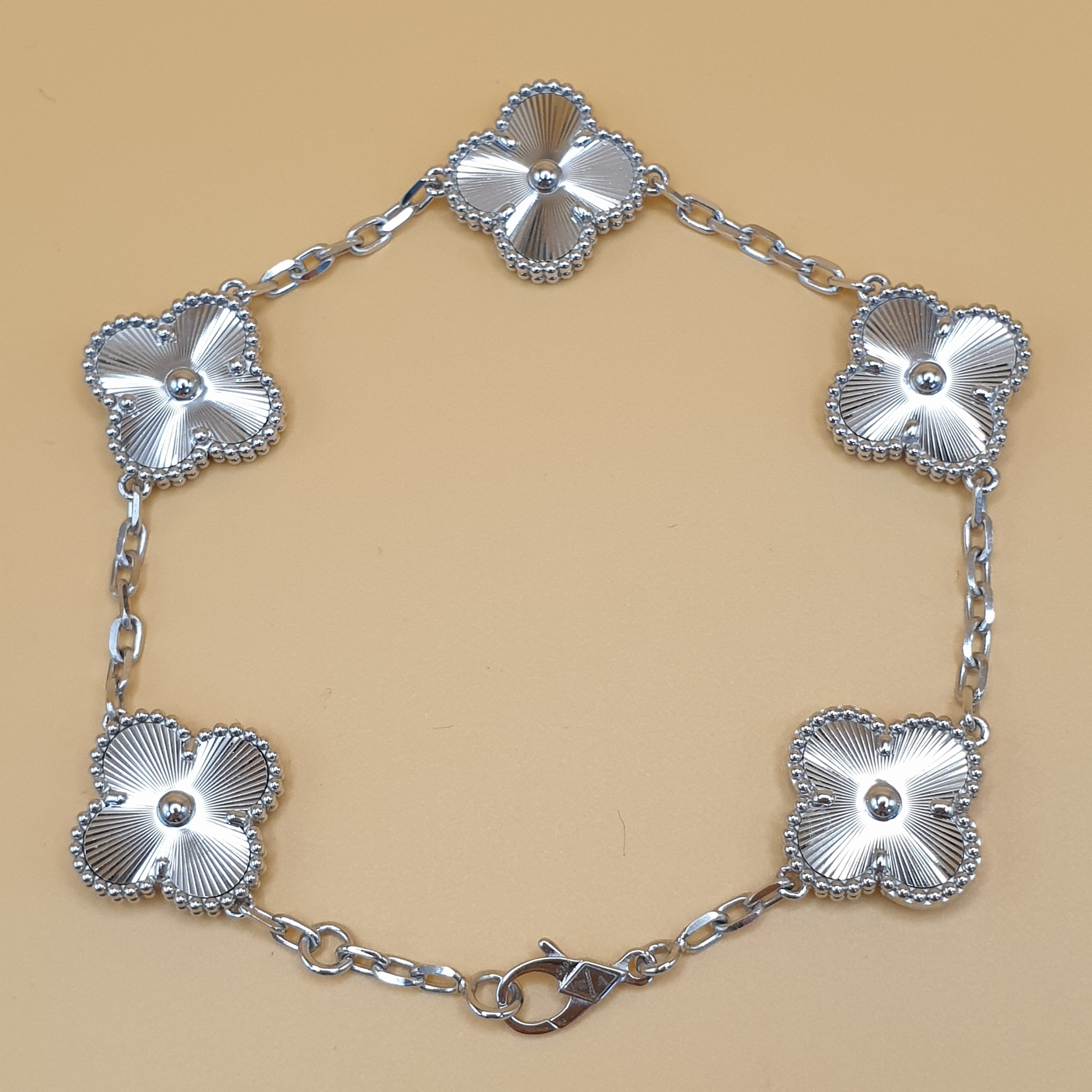 Clover Bracelet - 18K White Gold
