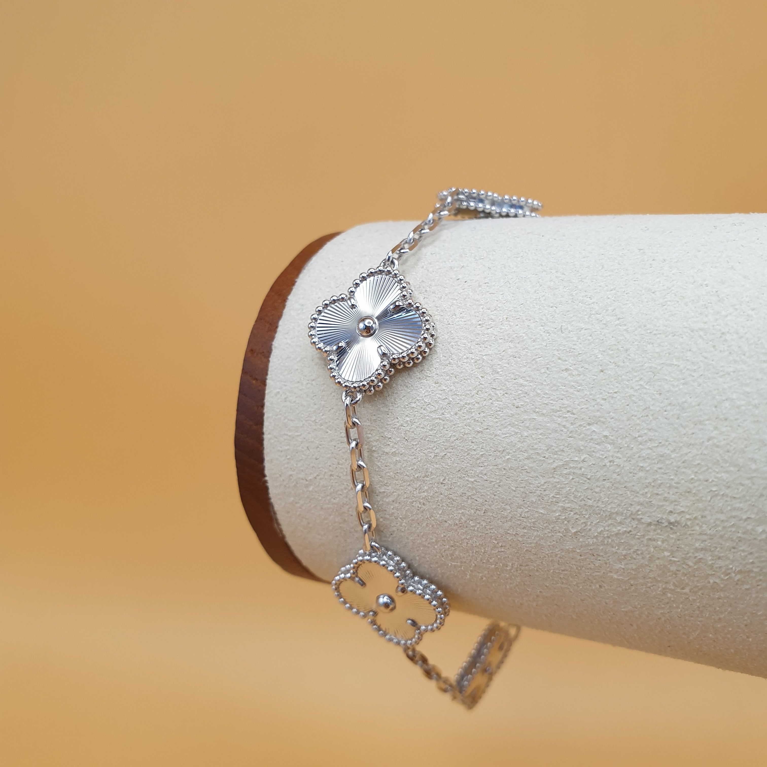 Clover Bracelet - 18K White Gold