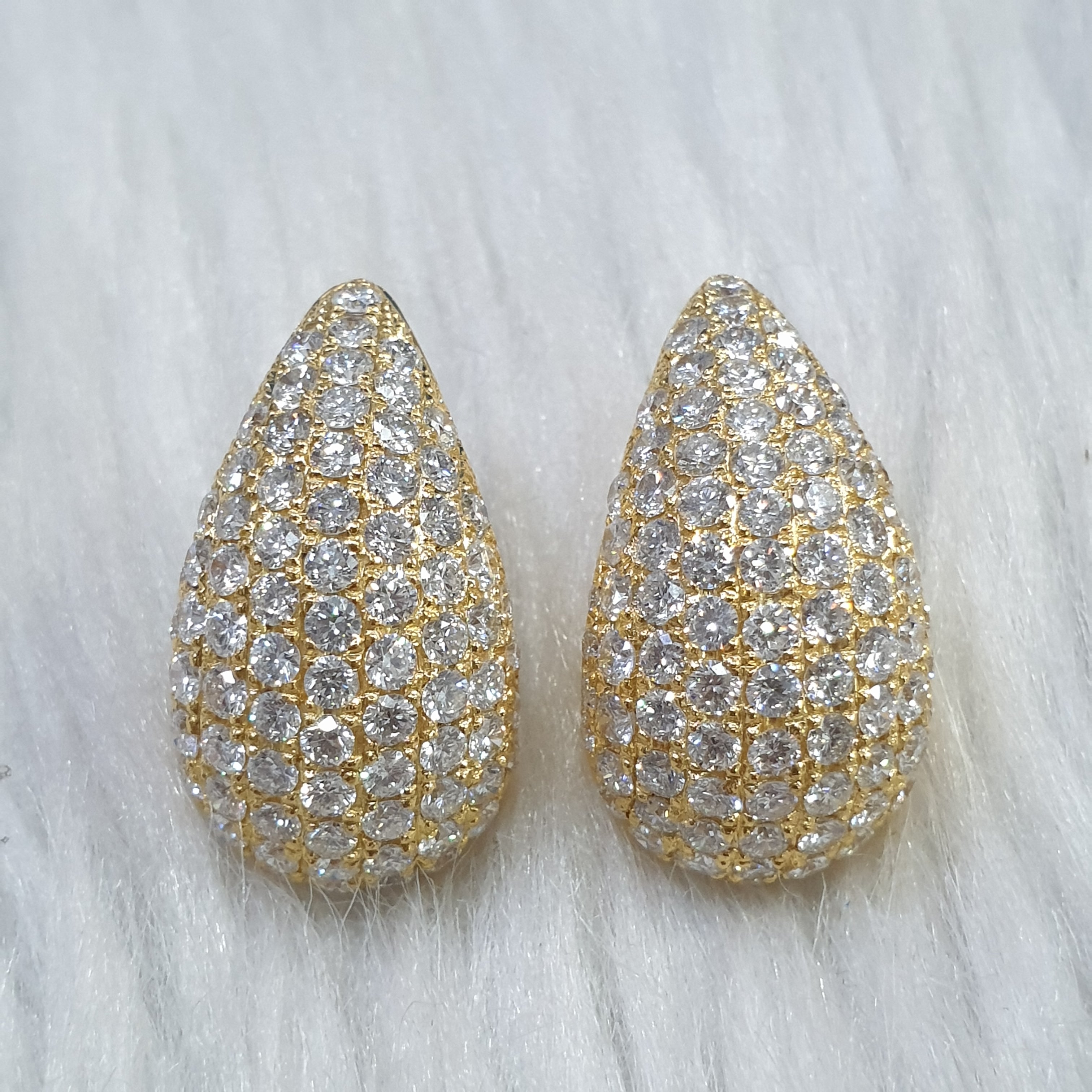 Pair Earring - 14K Yellow Gold