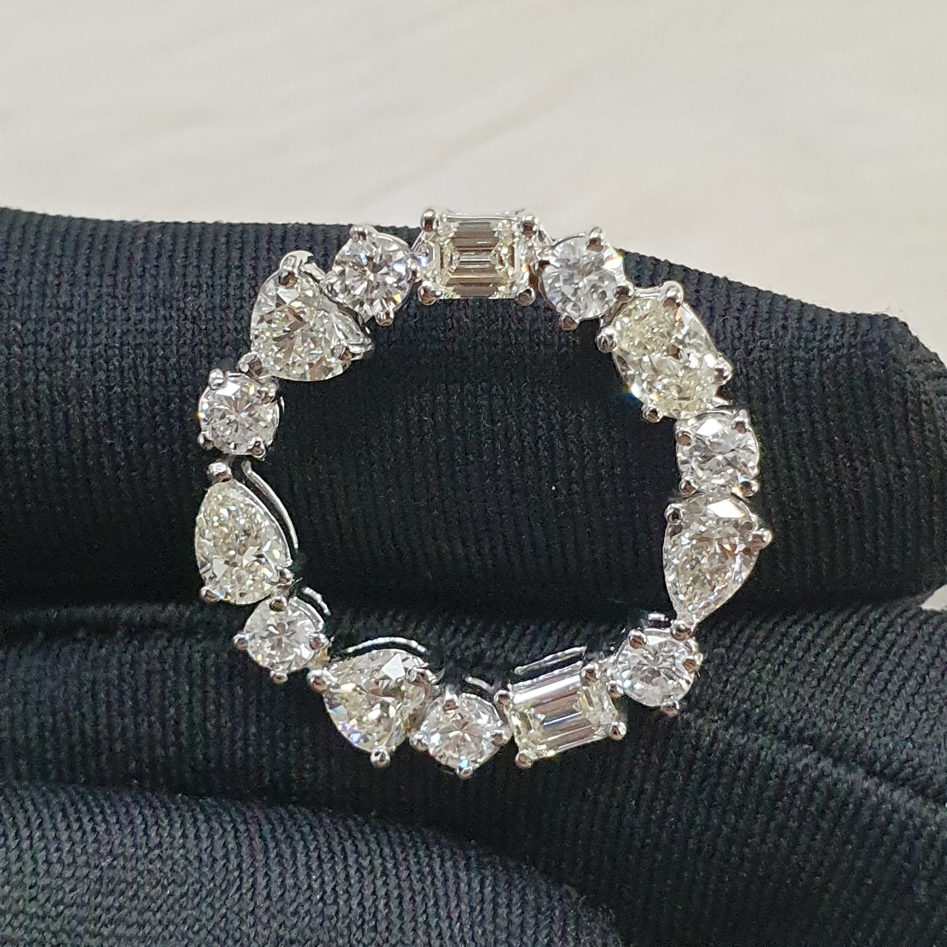 Pendant 14K White Gold (SOLD - INQUIRE FOR MADE TO ORDER)