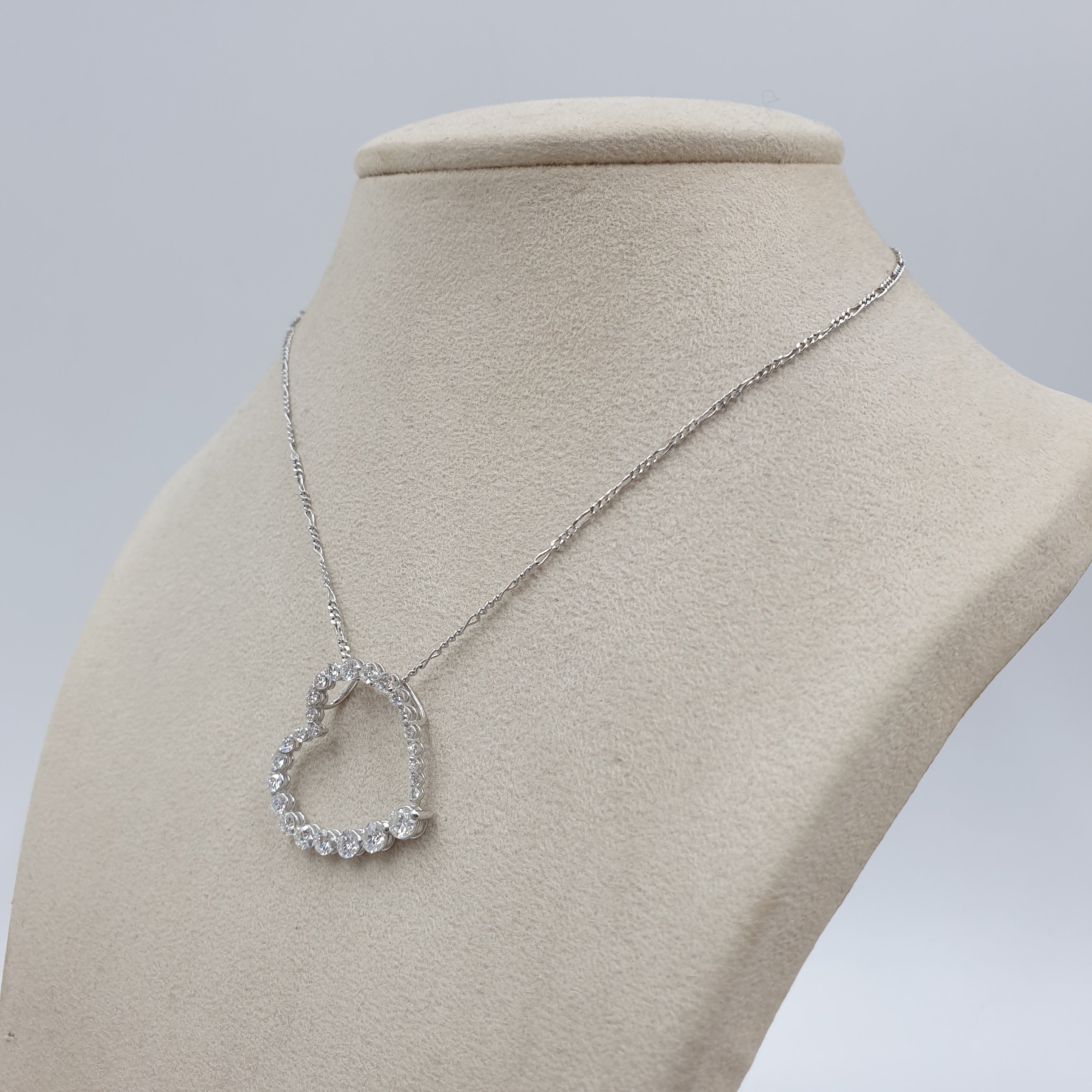 Heart Pendant - 18K White Gold