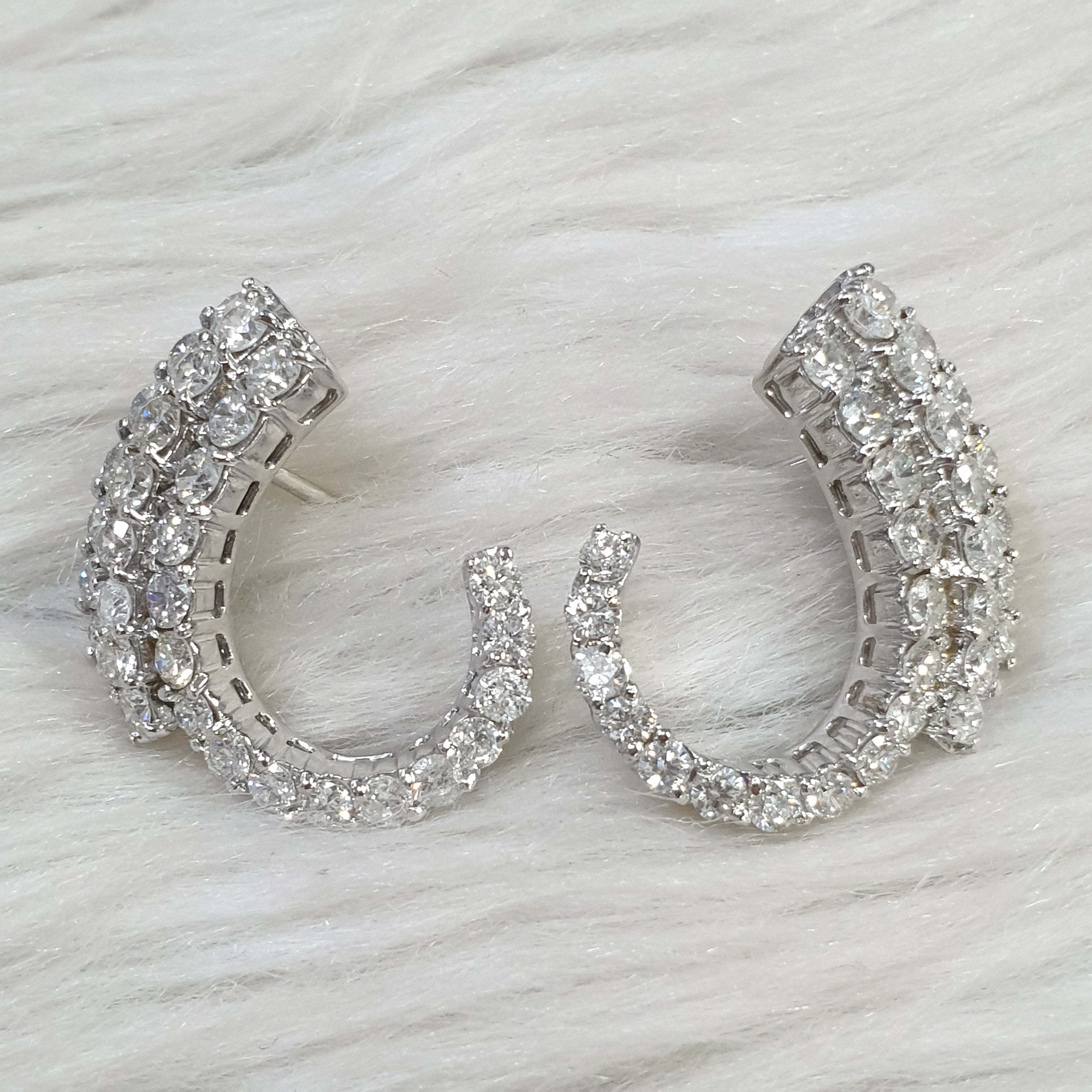 Pair Earring -14K White Gold