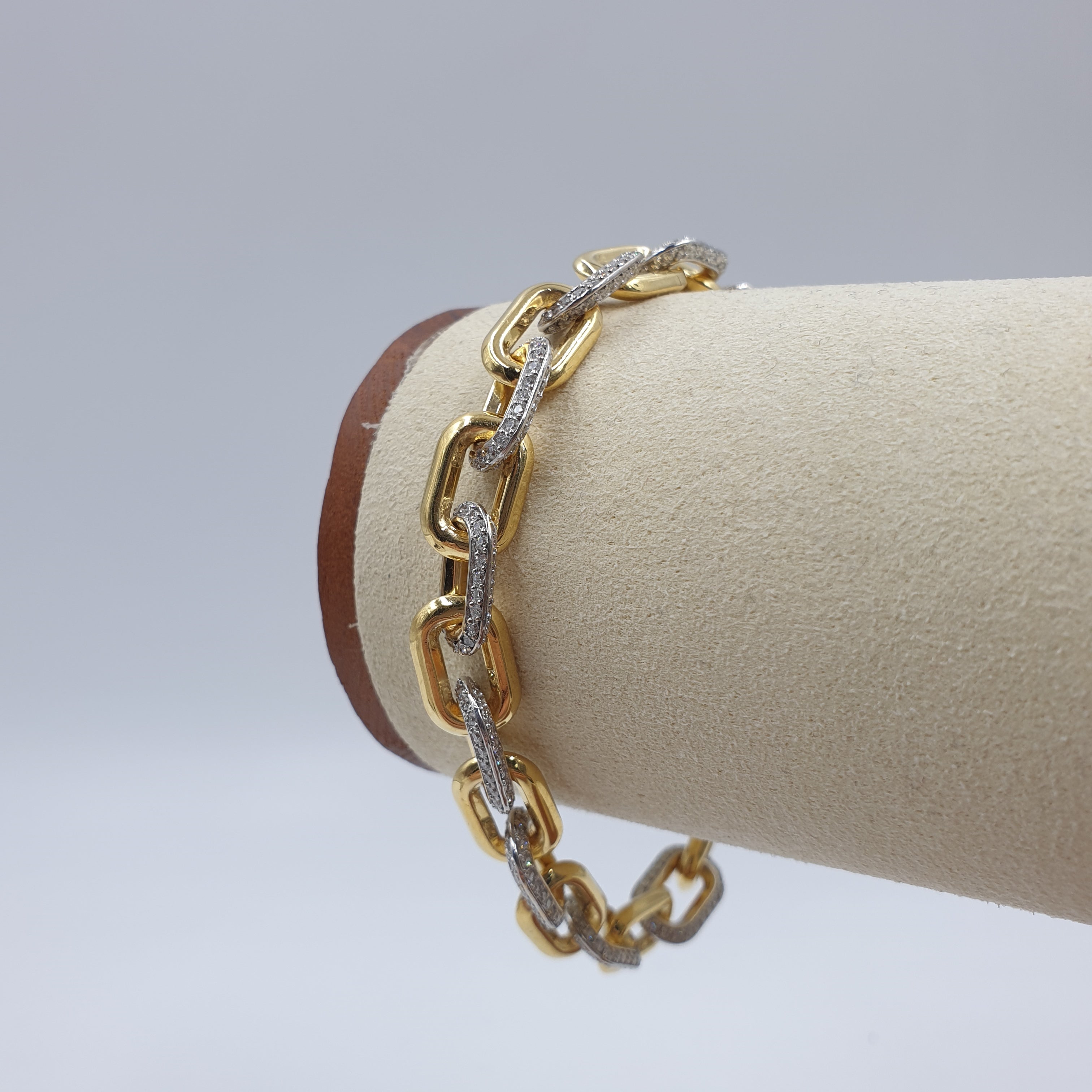 Bracelet - 18K Yellow Gold