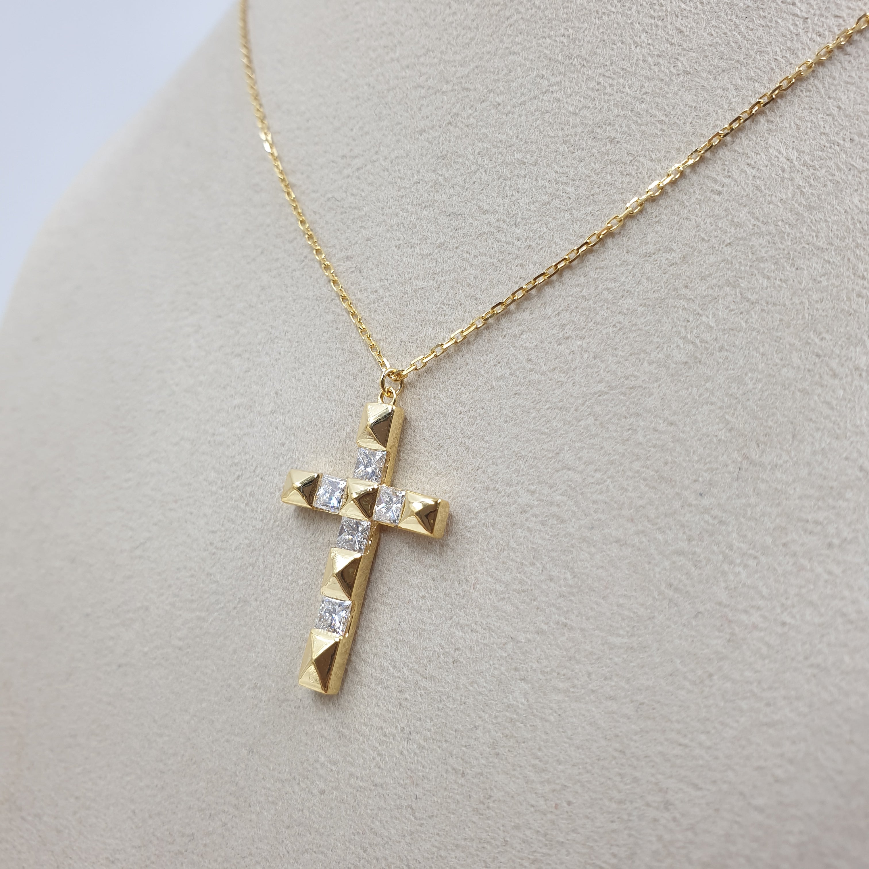 Cross Pendant with Chain -18K Yellow Gold