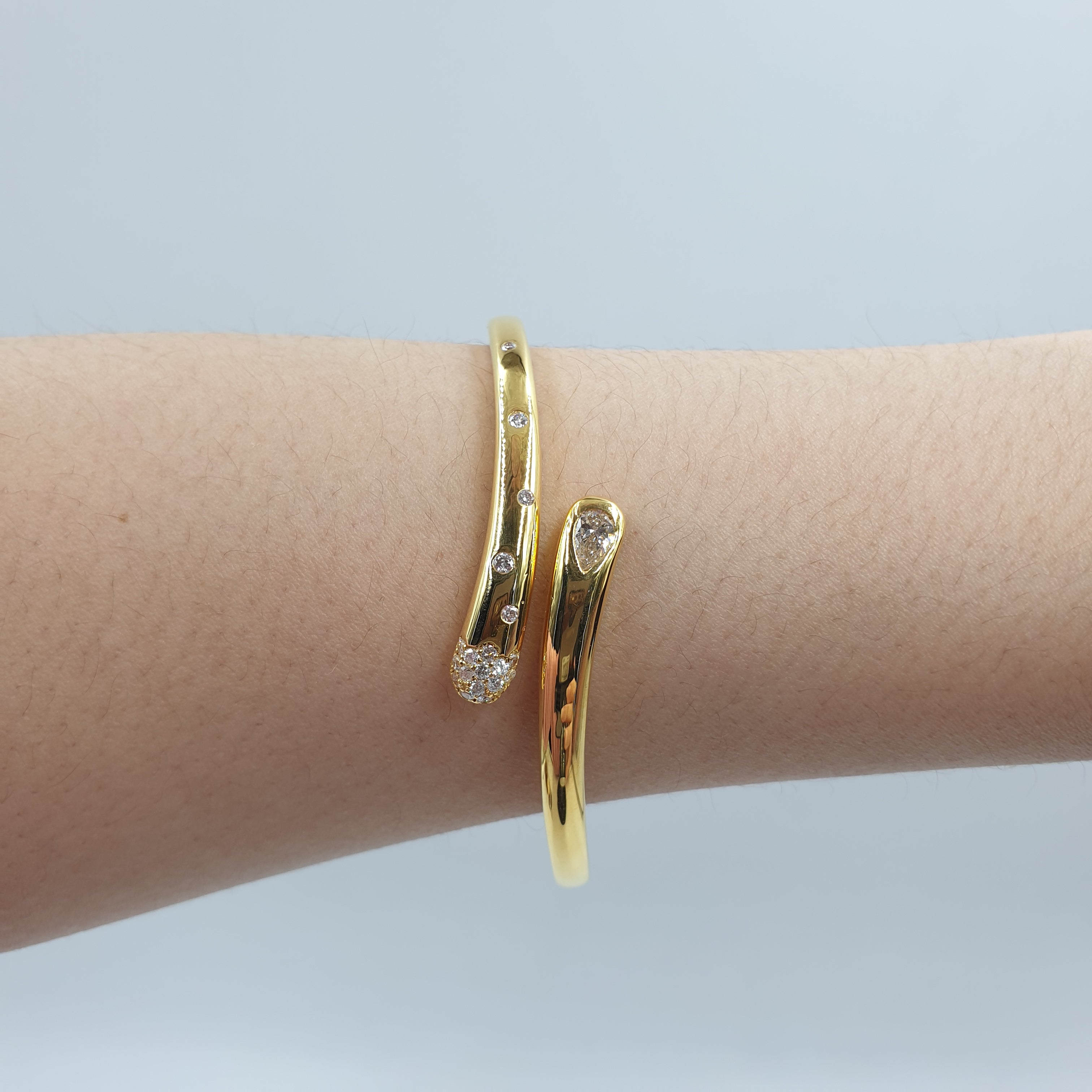 Bangle - 18K Yellow Gold