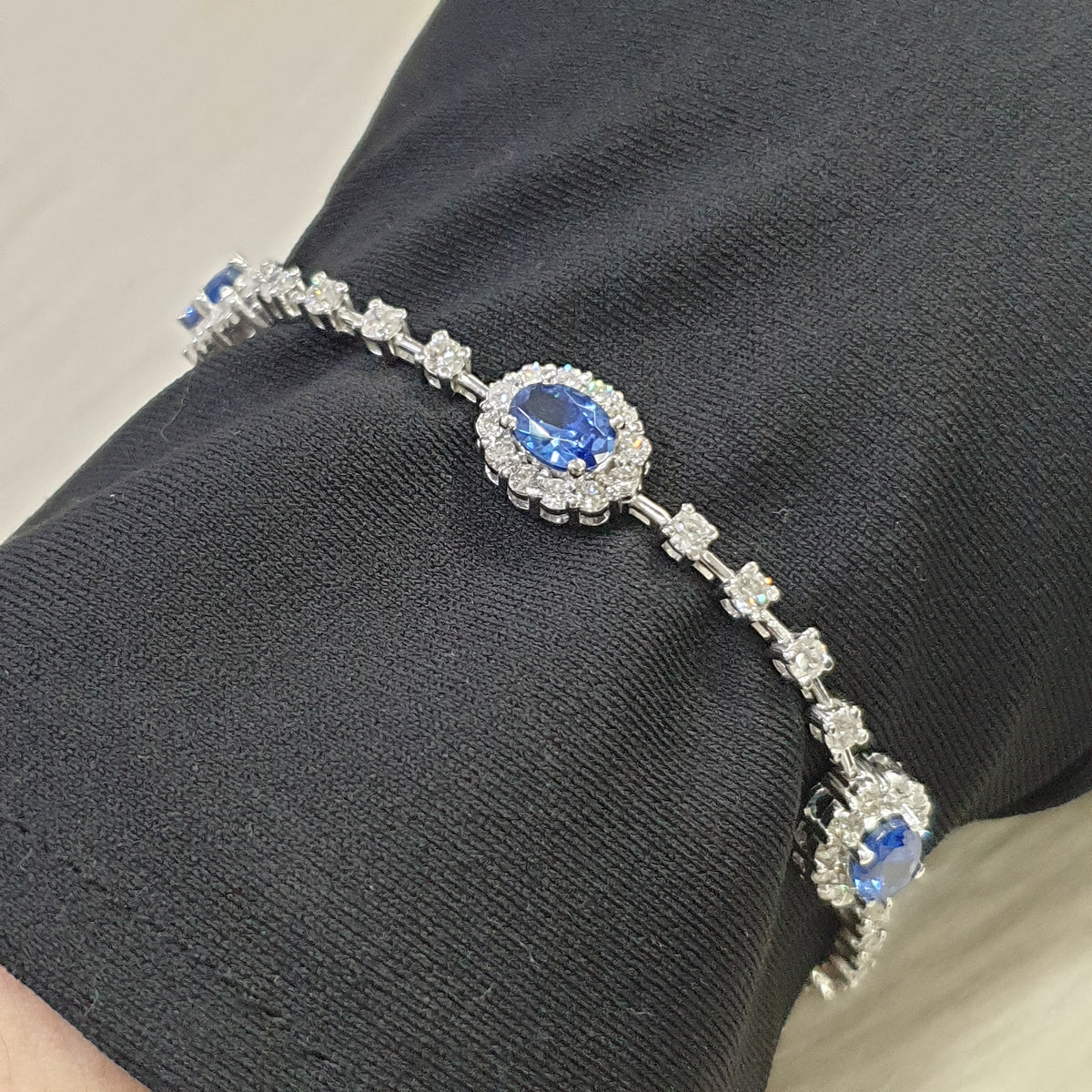 Oval Blue Sapphire Tennis Bracelet - 18K White Gold