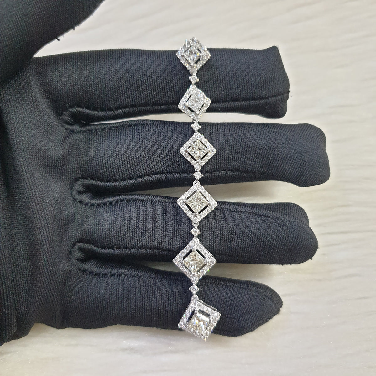 Drop Pendant WG - 14K White Gold