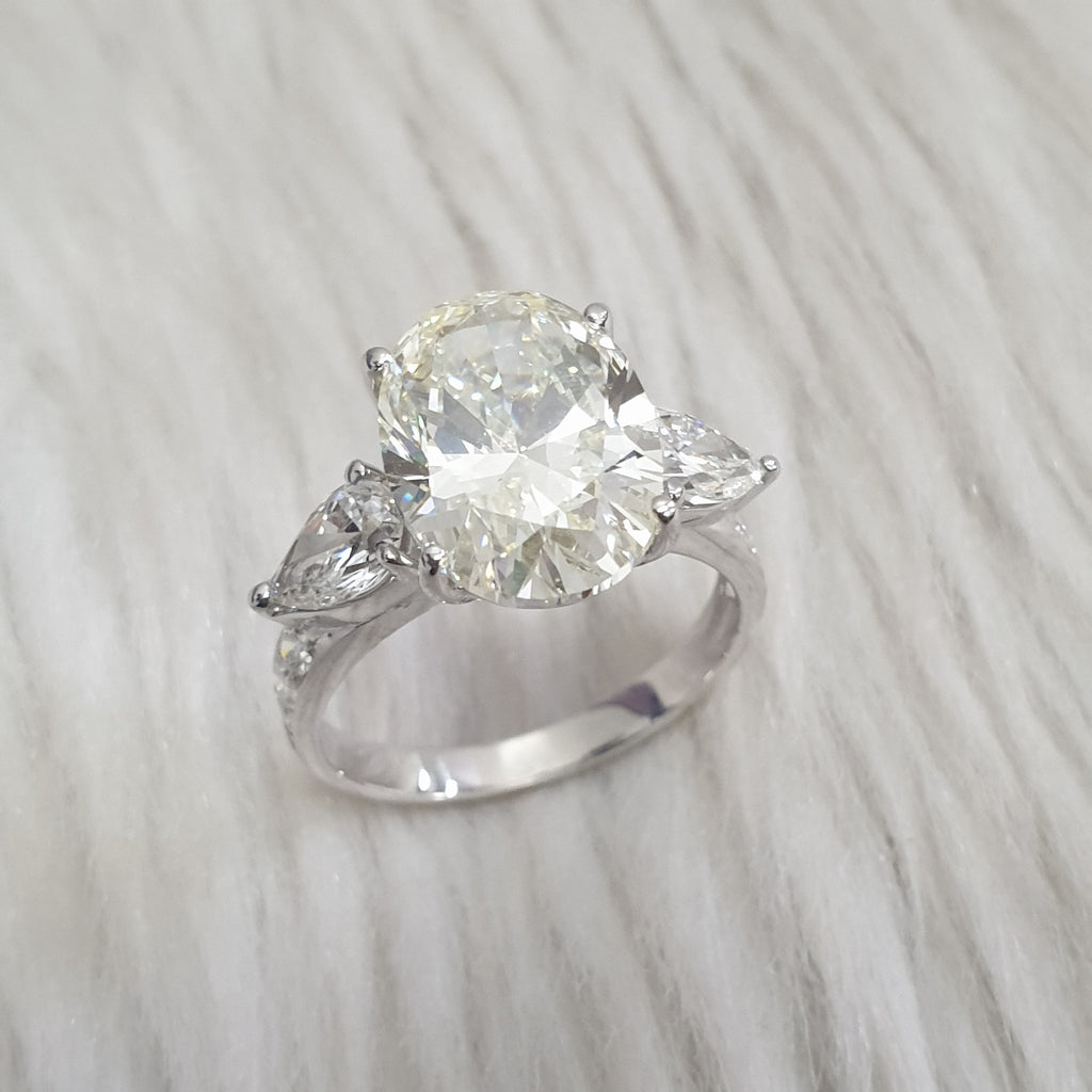 Detachable Oval Ring - 14K White Gold / Yellow Gold