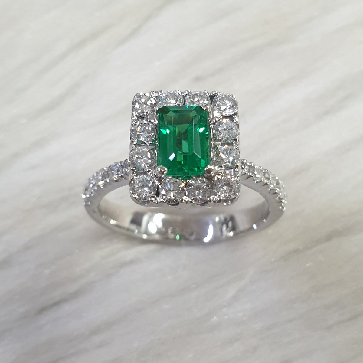 Green Emerald Ring - 14K White Gold