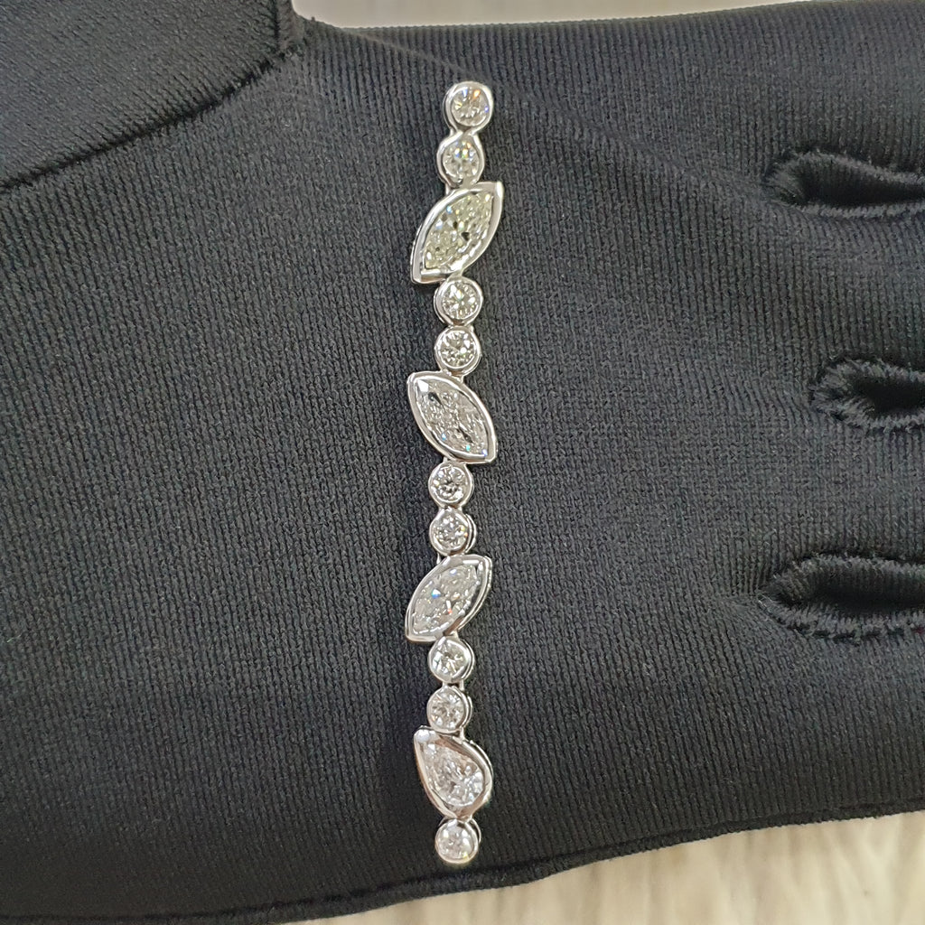 Dangling Pendant - 14K White Gold