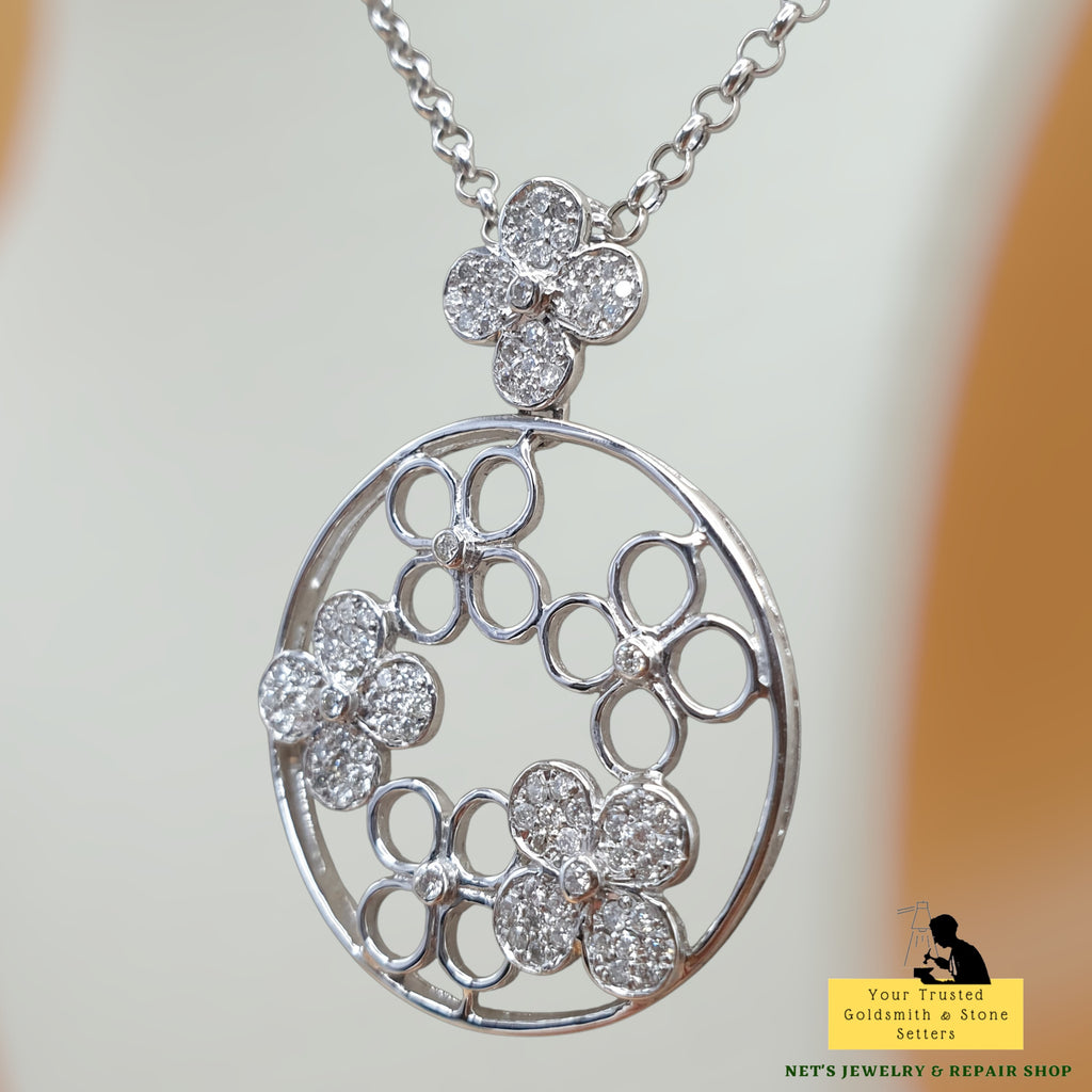 Round Diamond Pendant – 14K White Gold