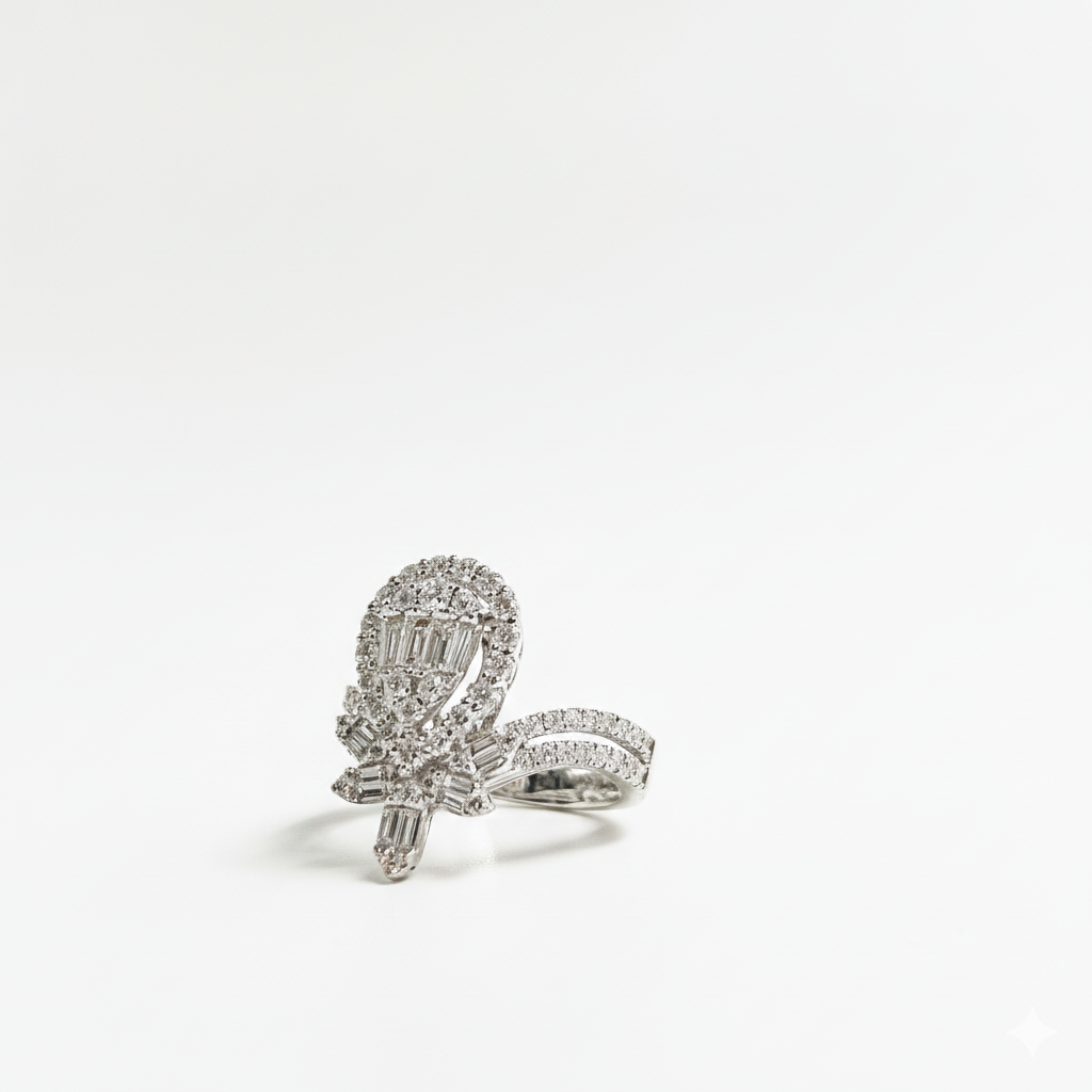 Diamond Ring – 18K White Gold