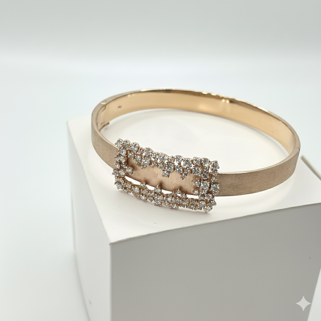 Belt Bangle – 18K Rose Gold with Diamonds
