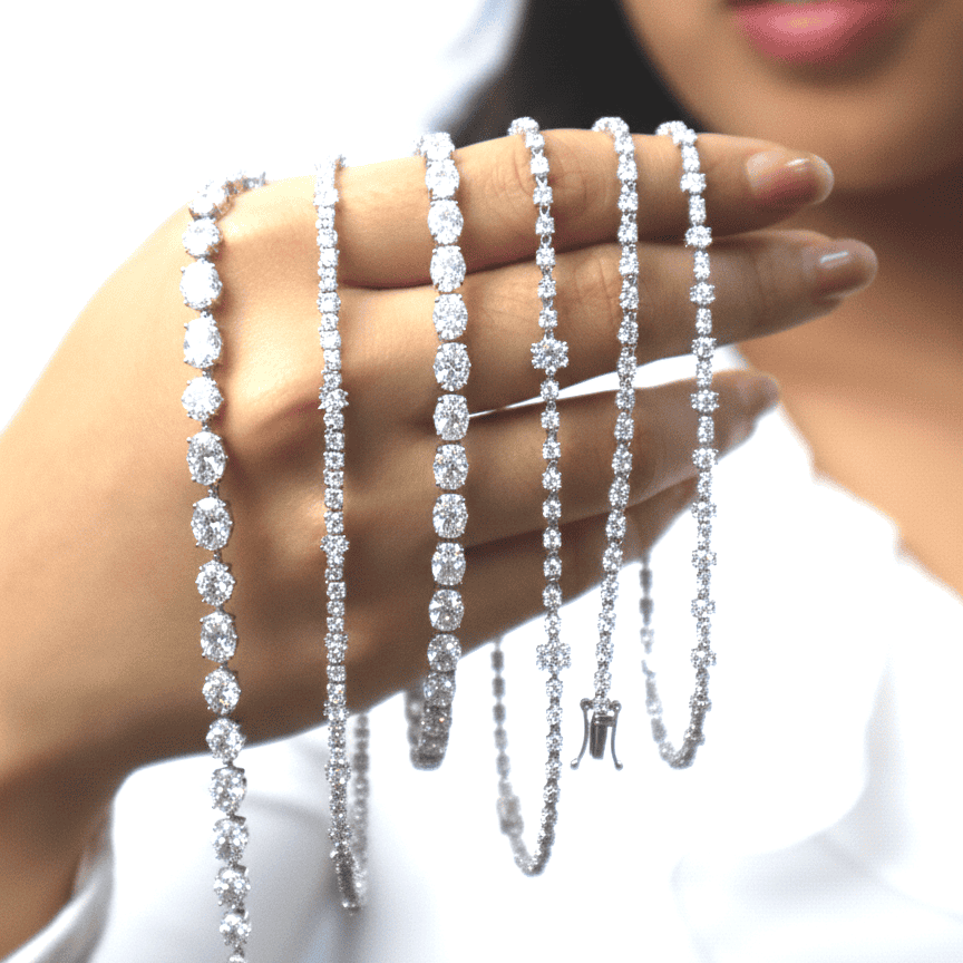 Tennis Bracelet – 18K White Gold with Emerald-cut Diamonds