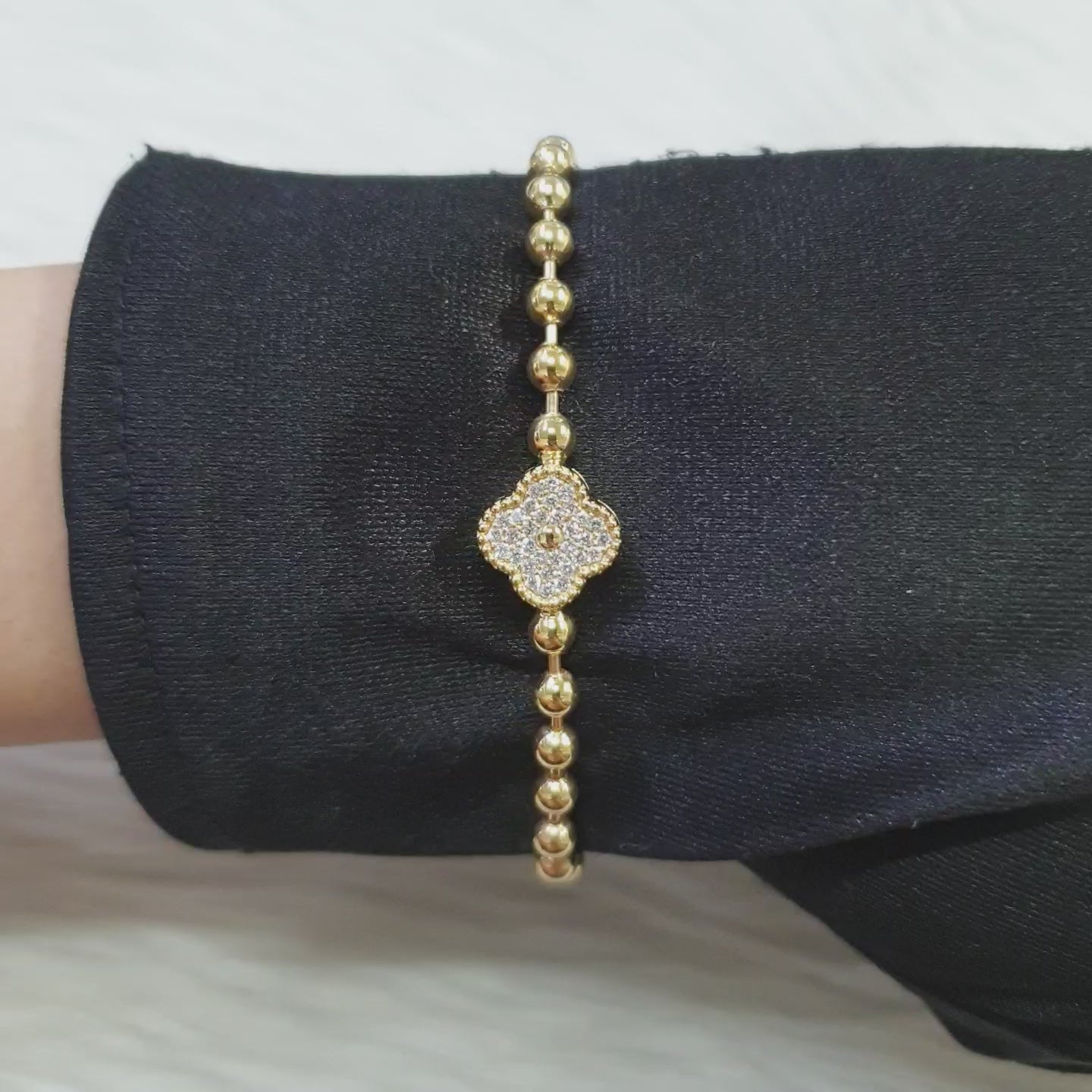 Clover Bracelet – Yellow Gold with Diamonds