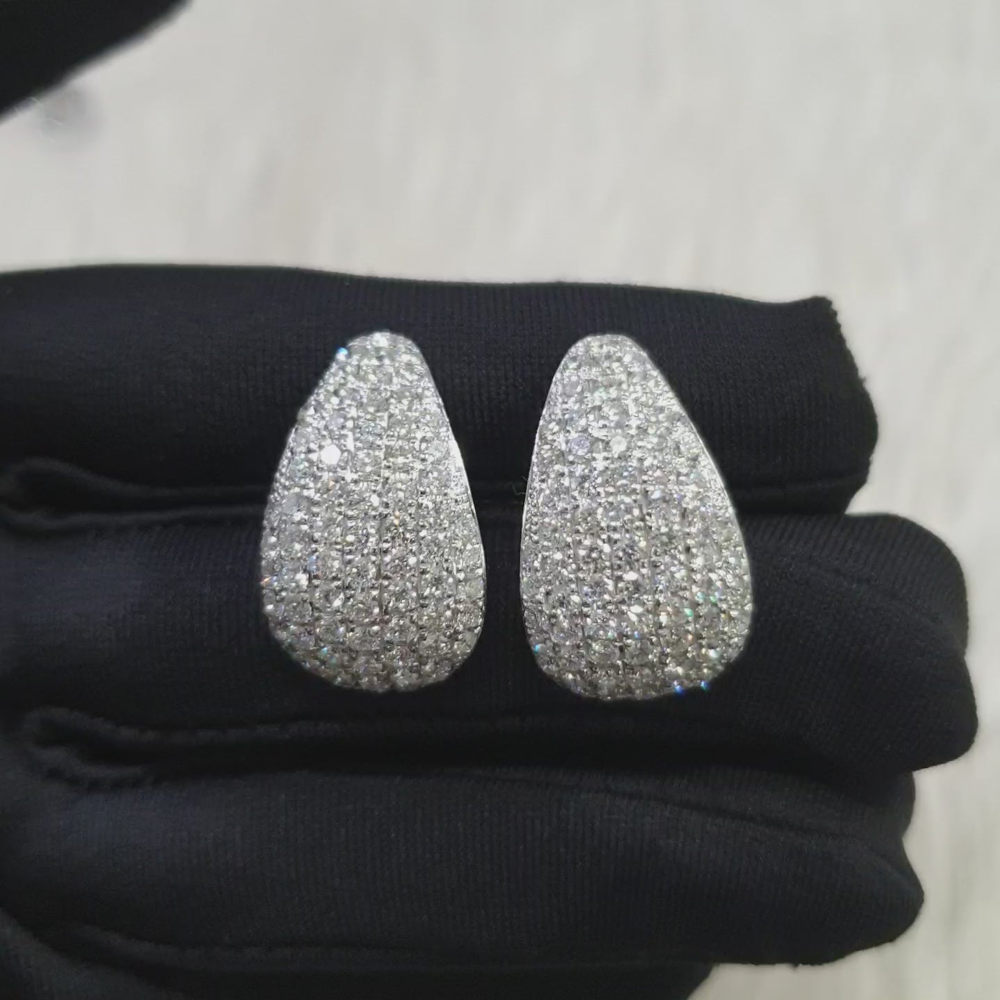 Pair Earring -14KWhite Gold