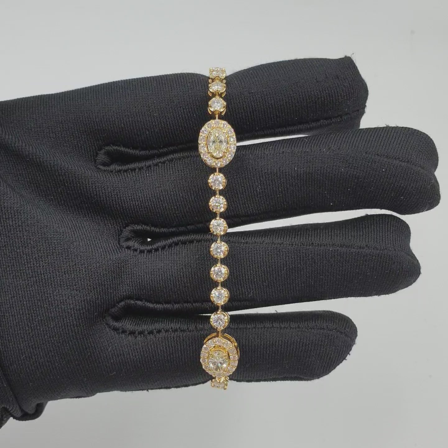 Bracelet - 18K Yellow Gold