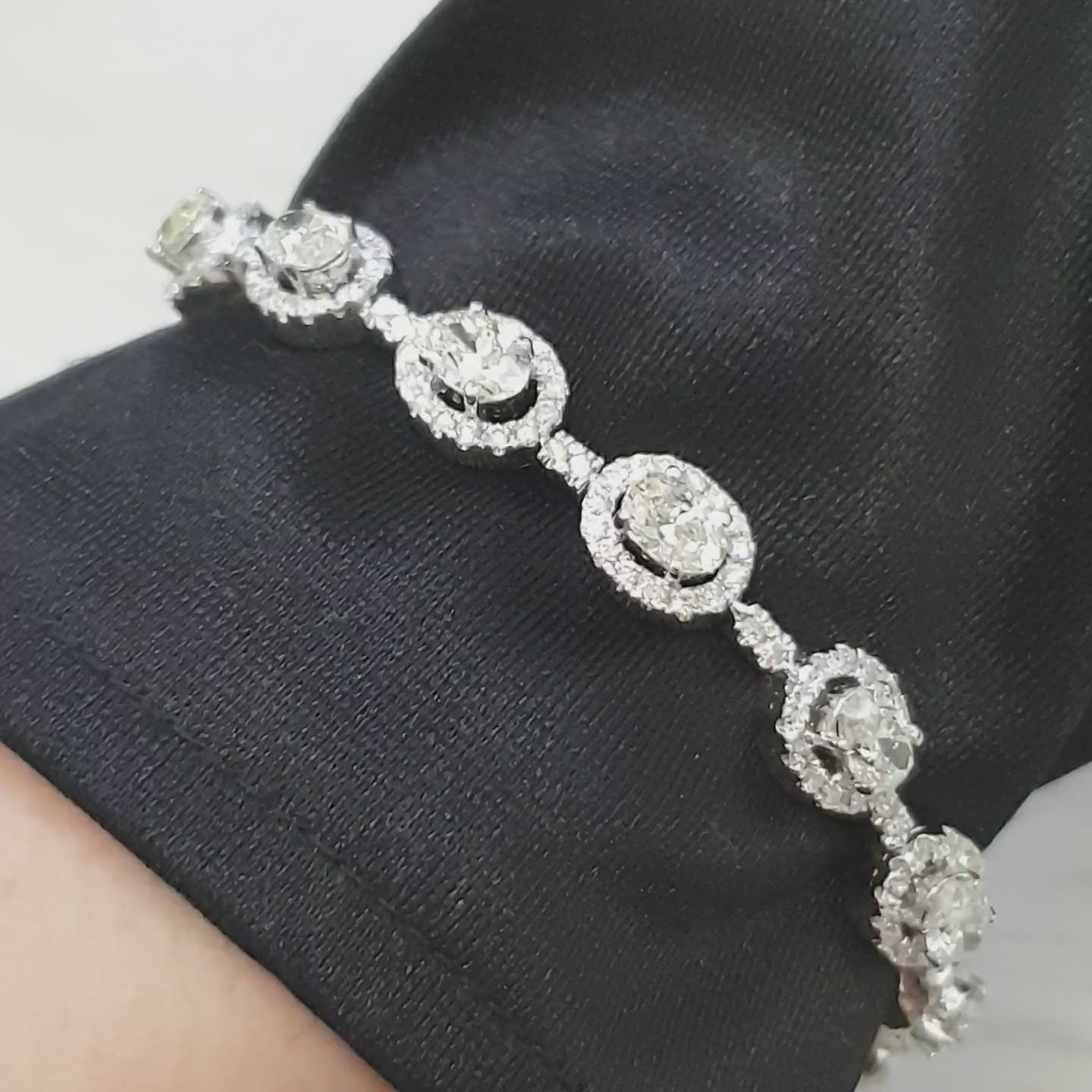 Bracelet - 14K White Gold
