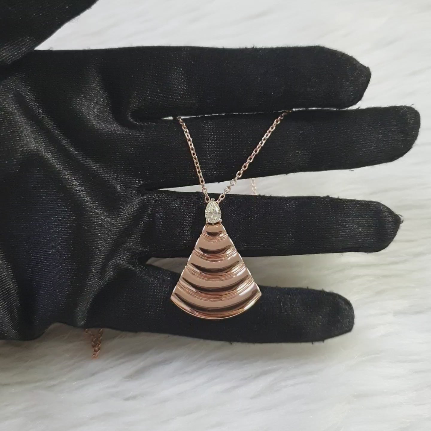 Triangular Drop Necklace – 18K Rose Gold with Diamonds