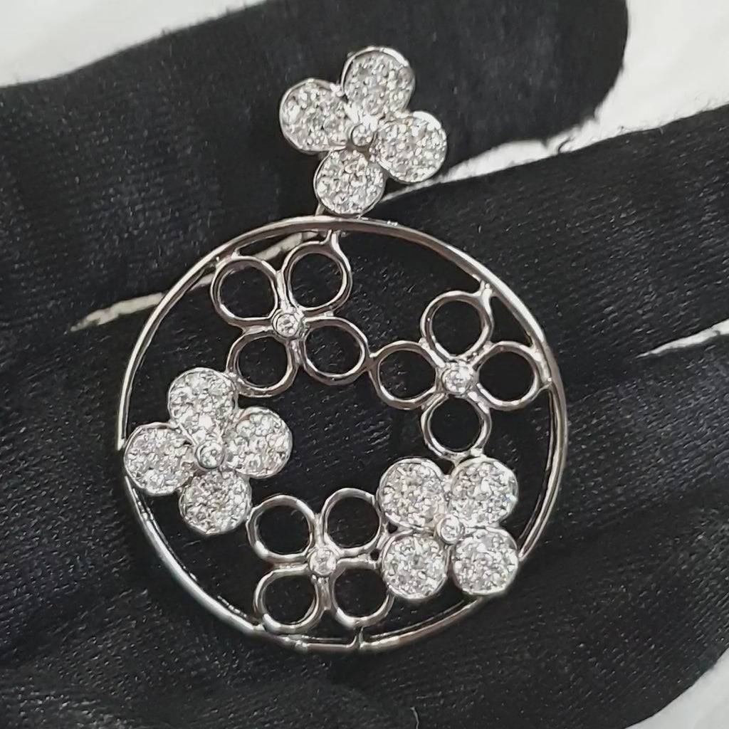 Round Diamond Pendant – 14K White Gold
